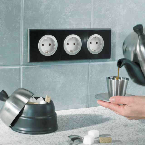 Розетки Legrand