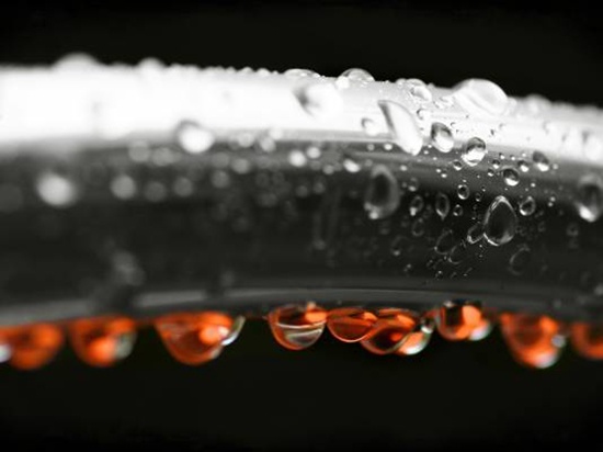 Черная труба гладкая ПНД в рулонах