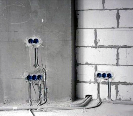 Особенности монтажа скрытой электропроводки