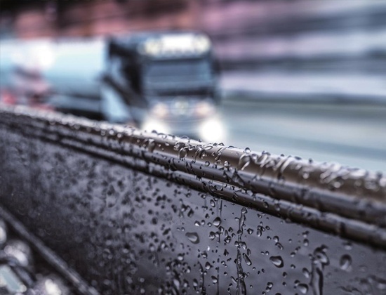 Неперфорированные лотки с цинк-ламельным покрытием