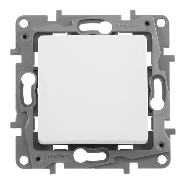 Выключатель Legrand Etika белый