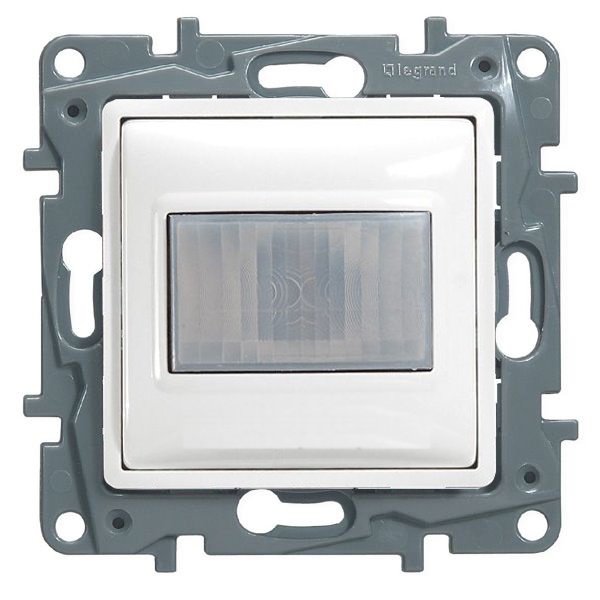 Датчик движения Legrand Etika 400W, белый