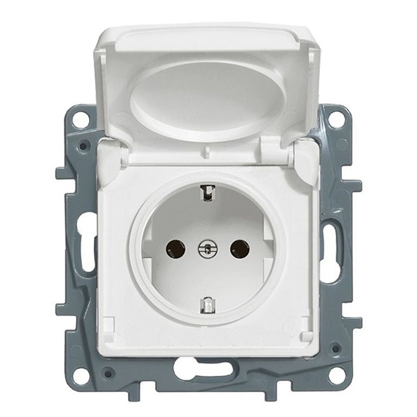 Розетка Legrand Etika Plus IP44 с заземлением, самозажимные клеммы, белый