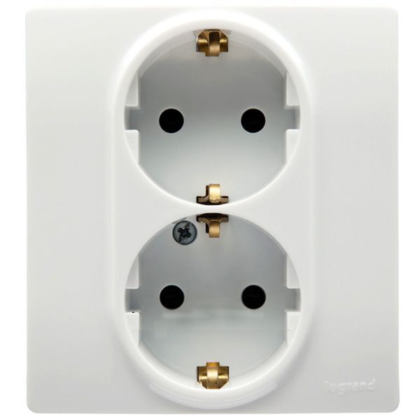 Розетка Legrand Etika Plus двойная с заземлением, самозажимные клеммы, белая