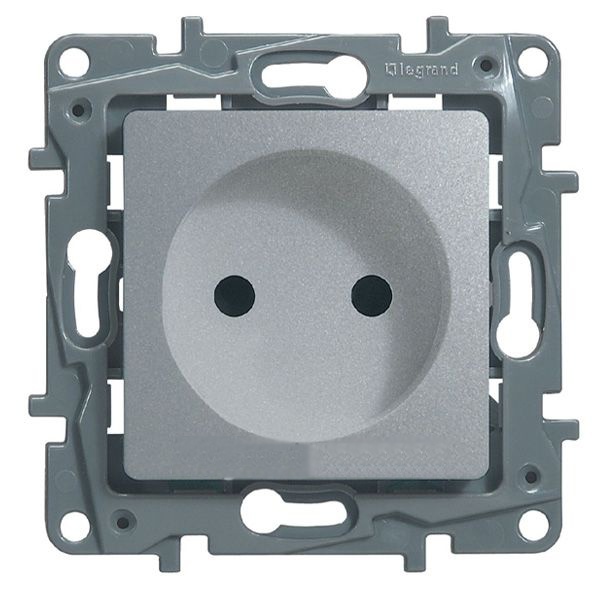 Розетка Legrand Etika Plus со шторками без заземления, винтовой зажим, алюминий