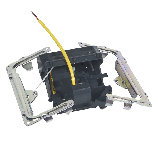 Набор для установки в фальш-полы лючков Legrand 4 модуля