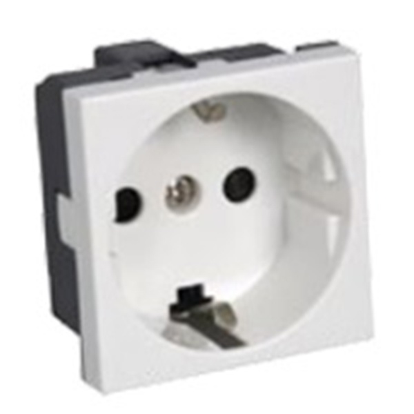 Розетка с заземлением Экопласт LK45, со шторками глянцевая белая