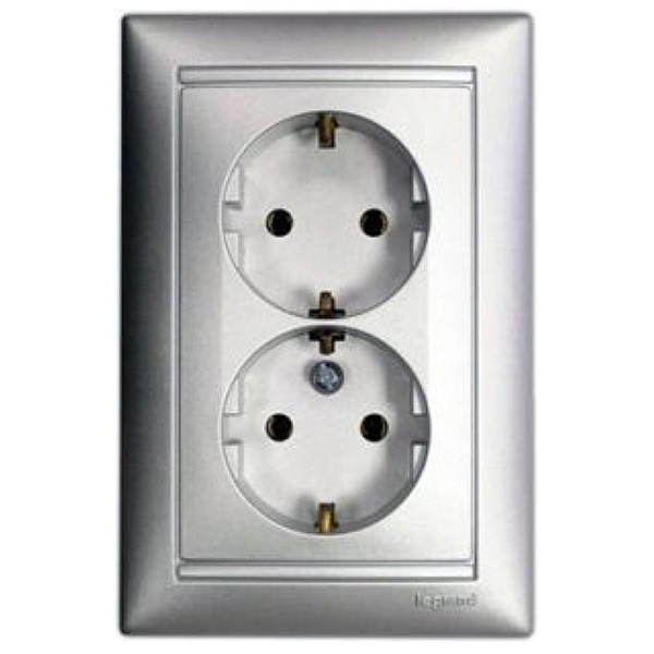 Розетка двойная Legrand Valena с заземлением со шторками алюминий