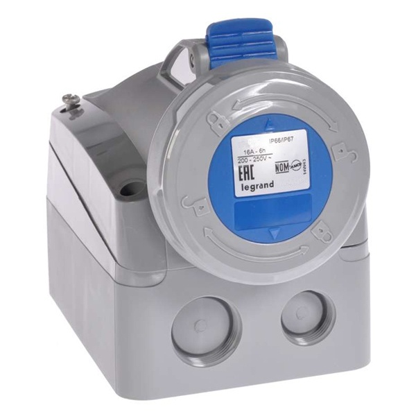 Розетка накладная Legrand P17 32А 2К+З 230В IP67