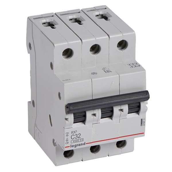 Автоматический выключатель Legrand RX3 3П 32A 4,5кА C (автомат электрический)