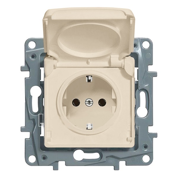 Розетка Legrand Etika IP 44 с крышкой и шторками, с заземлением, самозажимные клеммы, слоновая кость (бежевый)