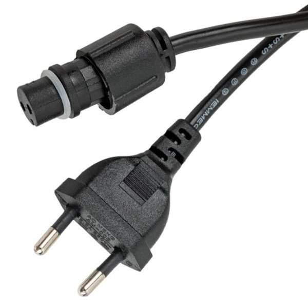 Шнур питания для гирлянд ПВХ с эффектом мерцания/постоянного свечения 230V 4A провод черный IP65