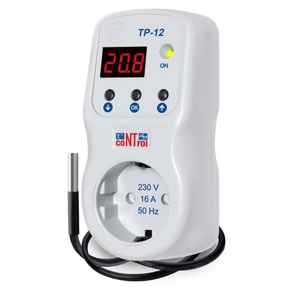 Терморегулятор Новатек в розетку ТР-12-2 16А -10С..+90С длина провода датчика 1,8м