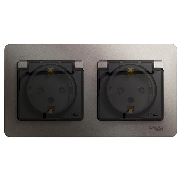 Розетка двойная с заземлением со шторками в сборе SE Glossa IP44, платина