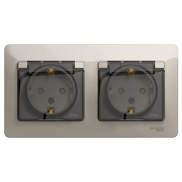Розетка двойная с заземлением со шторками в сборе SE Glossa IP44, молочный