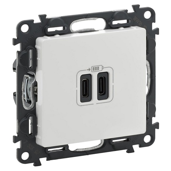 Зарядное устройство с двумя USB-разьемами тип С-С 3000мА с накладкой Legrand Life белый