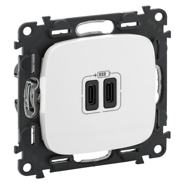 Зарядное устройство с двумя USB-разьемами тип С-С 3000мА с накладкой Legrand Allure белый