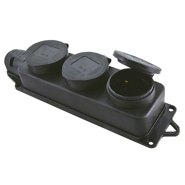 Розетка трехместная с заземлением TDM 3x2Р+Е 16А с заглушками каучук IP44 черная