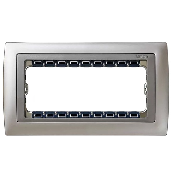 Рамка Simon 82 Centralizations (+суппорт) на 5 узких (2 широких+1 узкий) модулей, алюминий-алюминий