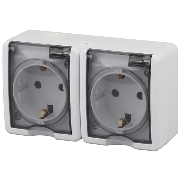 Розетка ЭРА Эксперт 2х2П+3 шторки 16A-250В открытой установки IP54 белый 11-2404-01