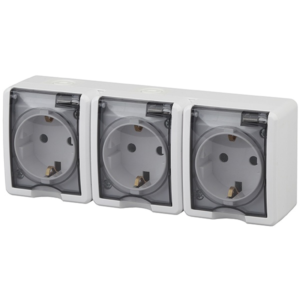 Розетка ЭРА Эксперт 3х2П+3 шторки 16A-250В открытой установки IP54 белый 11-2406-01