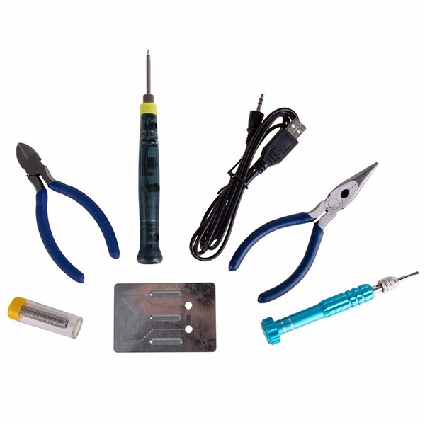 Набор для пайки №16 Rexant (USB-паяльник 8Вт, кусачки, тонкогубцы, подставка, припой, отвертка)