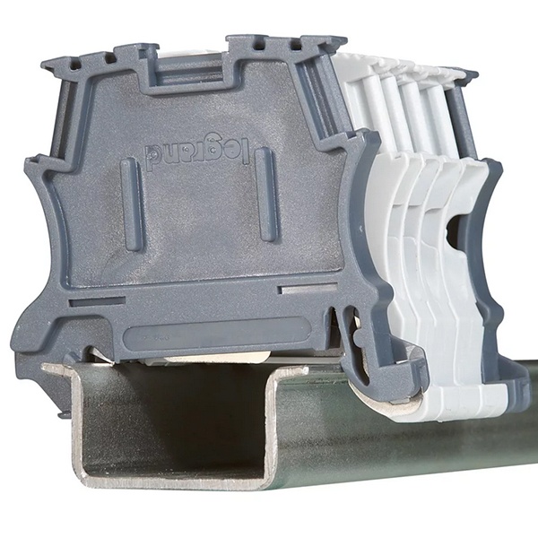 Торцевая крышка Legrand Viking 3 для винтовых клемм двухъярусных