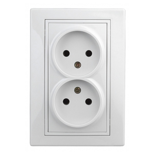Розетка Intro 2х2P 16А 250В IP20 Plano, белый 1-204-01