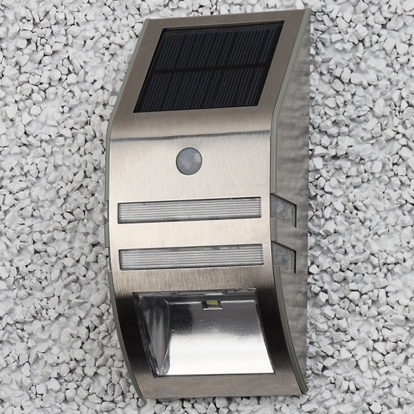 Светильник фасадный ЭРА с подсветкой и датчиком движения Хром, на солнечной батарее ERFS012-26