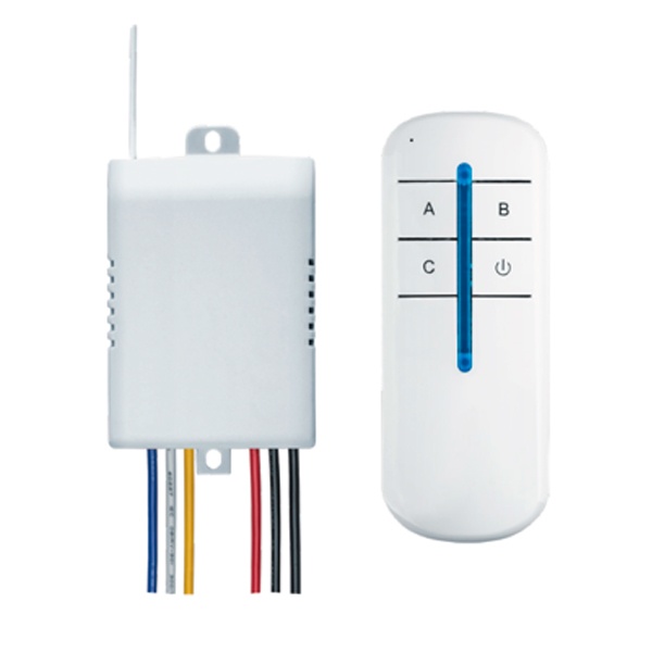 Дистанционный выключатель Navigator NRC-SW01-1V1-4 с радиопультом на 4 канала 4х1000Вт