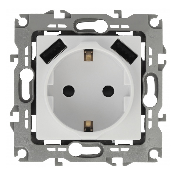 Розетка ЭРА 2P+E 16A 250В со шторками и зарядкой 2xUSB 5В 3А12, белый 12-4109-01