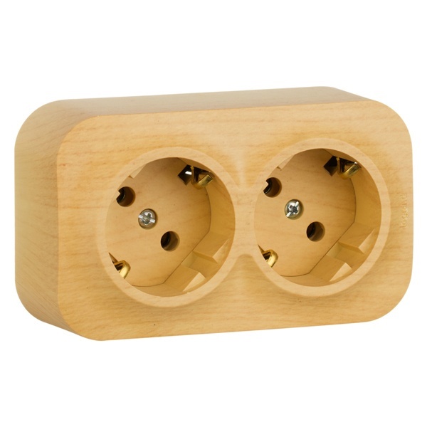 Накладная розетка двойная Legrand Quteo с заземлением дерево