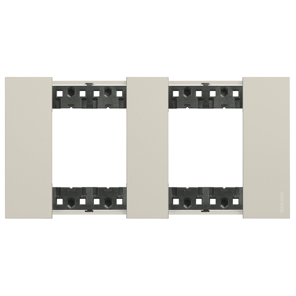 Рамка 2 поста (2+2 модуля) пластик BTicino Living Now песочный