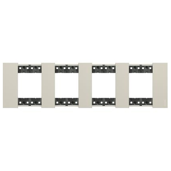 Рамка 4 поста (2+2+2+2 модуля) пластик BTicino Living Now песочный