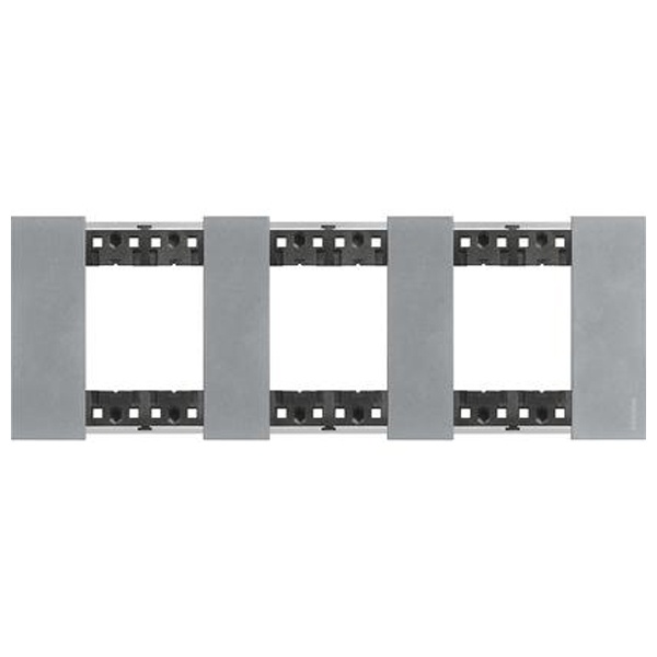 Рамка 3 поста (2+2+2 модуля) металл zamak BTicino Living Now цвет Луна