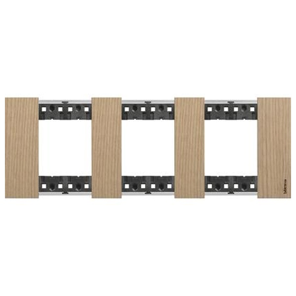 Рамка 3 поста (2+2+2 модуля) дерево BTicino Living Now цвет Дуб
