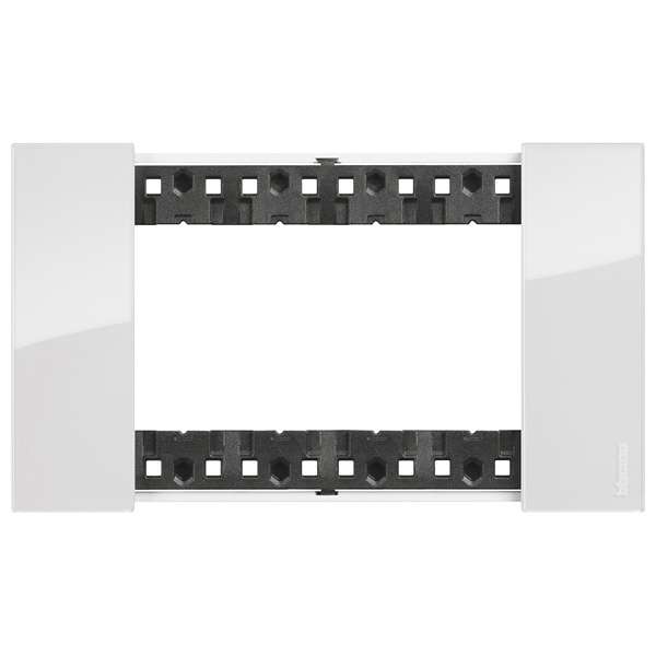 Рамка 4 модуля пластик BTicino Living Now цвет Лед