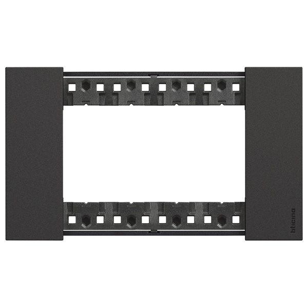 Рамка 4 модуля пластик BTicino Living Now черный