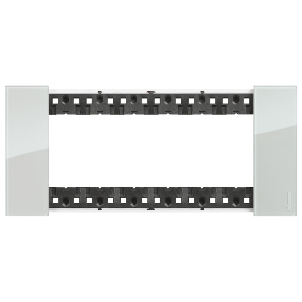 Рамка 6 модуля металл zamak BTicino Living Now цвет Небо