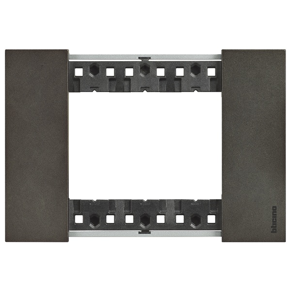 Рамка 3 модуля металл zamak BTicino Living Now цвет Космос