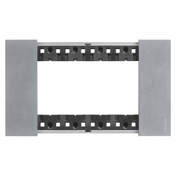 Рамка 4 модуля металл zamak BTicino Living Now цвет Луна