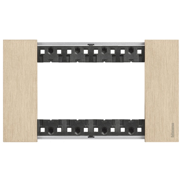 Рамка 4 модуля металл zamak BTicino Living Now цвет Золото