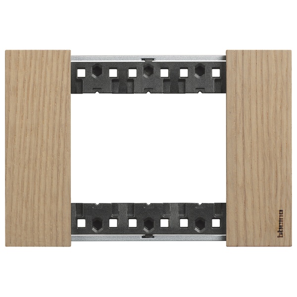 Рамка 3 модуля дерево BTicino Living Now цвет Дуб