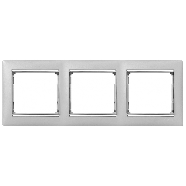 Рамка Legrand Valena 3 поста алюминий/серебряный штрих