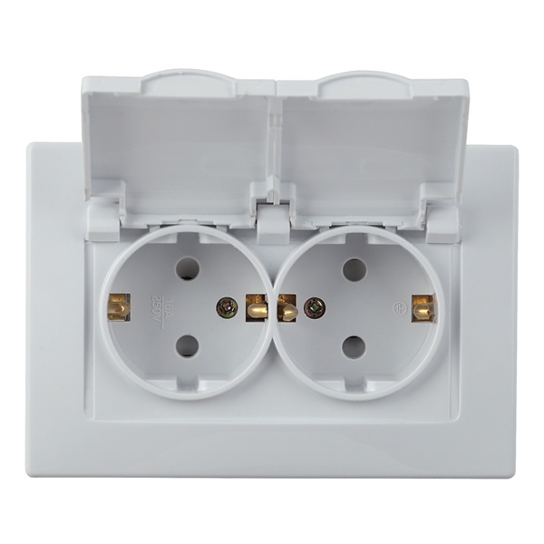 Розетка Intro 2х2P+E Schuko со шторками и крышкой 16А 250В IP44 Plano, белый 1-210-01