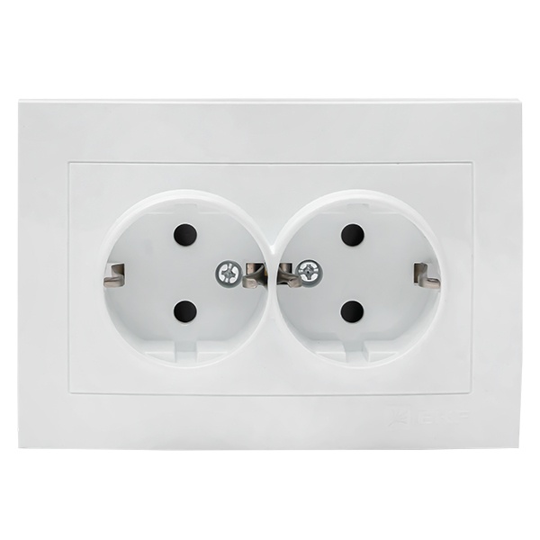 Розетка 2-местная с заземлением со шторками EKF PROxima 16А IP20 Валенсия белый