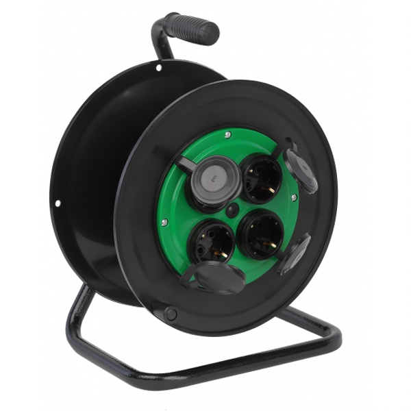 Катушка ЭРА пластиковая RP-4e-IP44 4 розетки с заземлением и защитным крышками