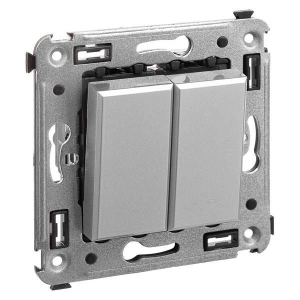 Переключатель с 3-х мест двухклавишный DKC Avanti в стену закаленная сталь