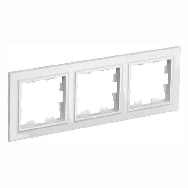 Рамка на 3 поста ИЭК BRITE белый (РУ-3-БрБ)