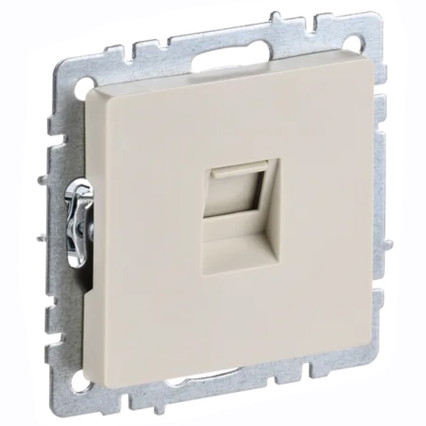 Розетка компьютерная ИЭК BRITE RJ45 кат.5E бежевый (РК10-БрКр)